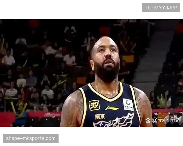 新赛季转会风暴引爆球迷热议,新星崛起成焦点 新赛季转会风暴引爆球迷热议,新星崛起成焦点